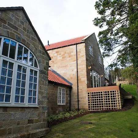 Cottages At The Raithwaite Estate