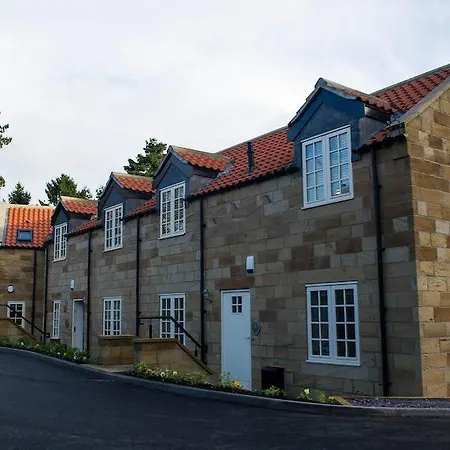 בית נופש Cottages At The Raithwaite Estate