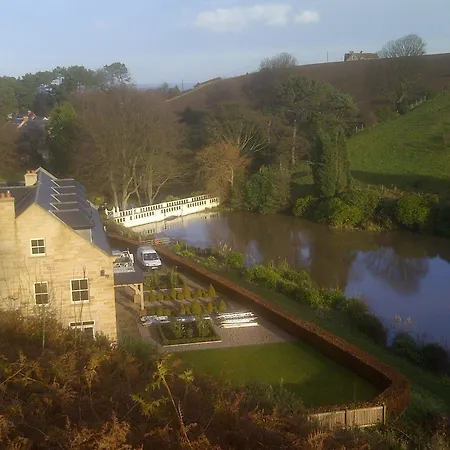 Cottages At The Raithwaite Estate *